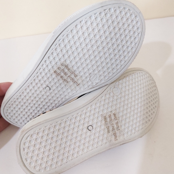 Aviva Girl Leopard Print Slip On Fashion Flat Sneakers Girls Big Kid NWT - Picture 7 of 11